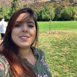 Meet your Posher, Brenda